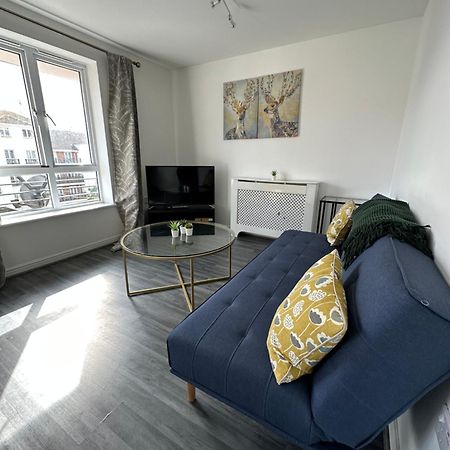 Suites By Rehoboth - Abbey Wood Station - London Zone 4 Exterior photo